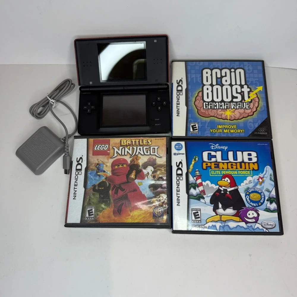 Nintendo DS Lite Crimson‎ Red Black Console Bundle with Charger and 3 Games